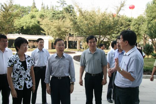 收入证明_宜兴市人民医院收入